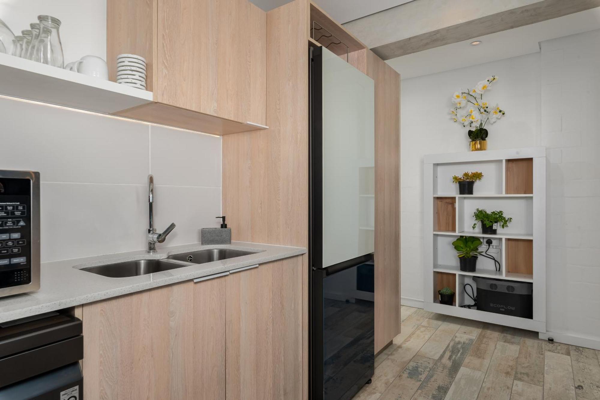 Modern Penthouse Living Sea Point One26 On M Cape Town