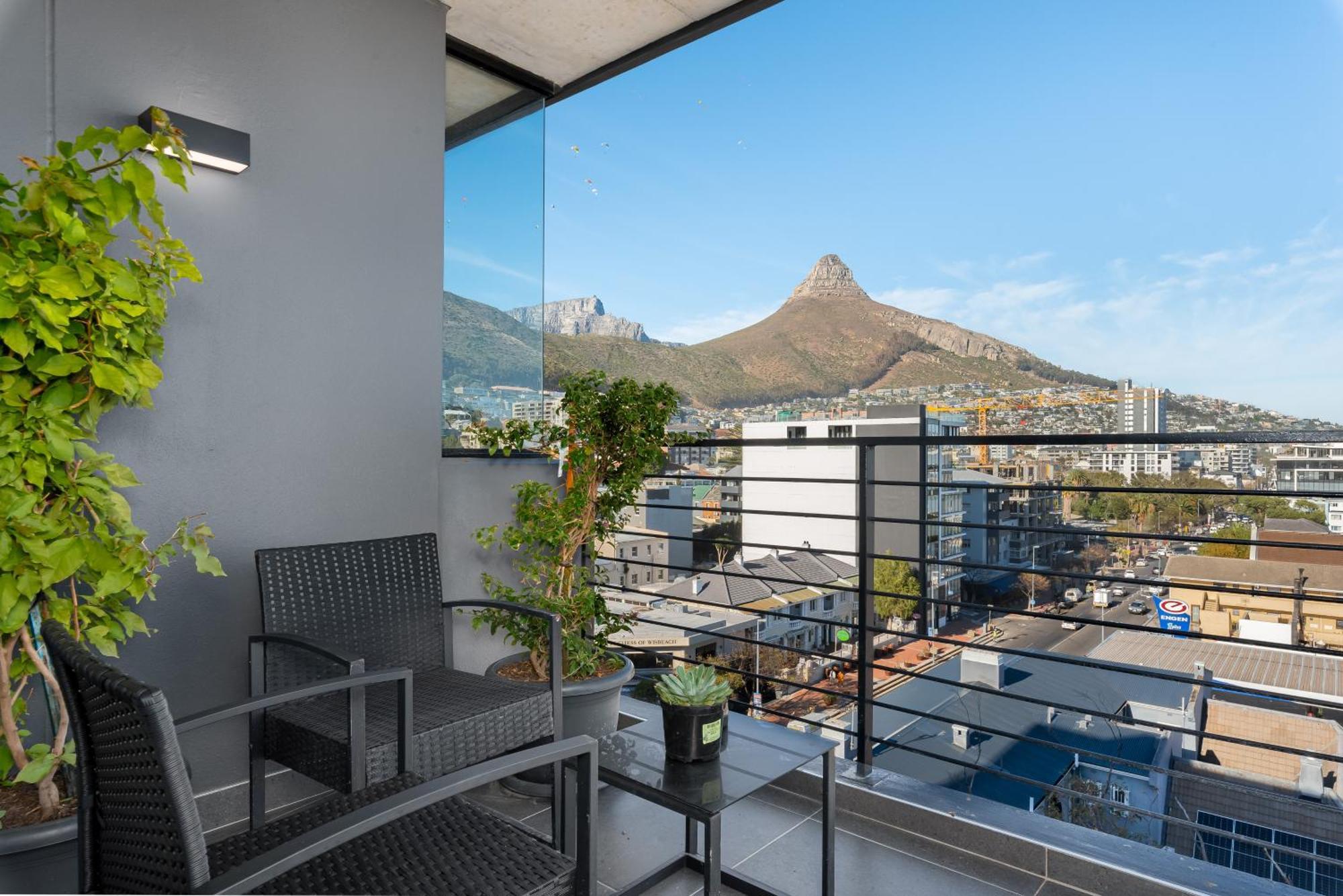 Modern Penthouse Living Sea Point One26 On M Apartment Cape Town